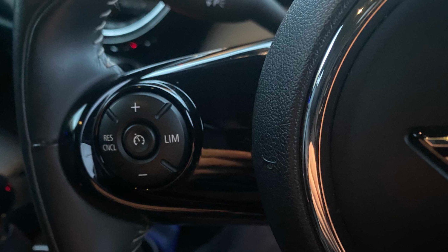 Used MINI Hatch 2019 for sale - 76774148: Photo 21