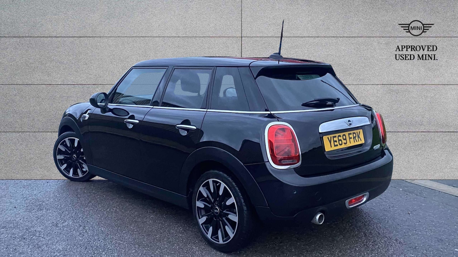 Used MINI Hatch 2019 for sale - 76774148: Photo 3