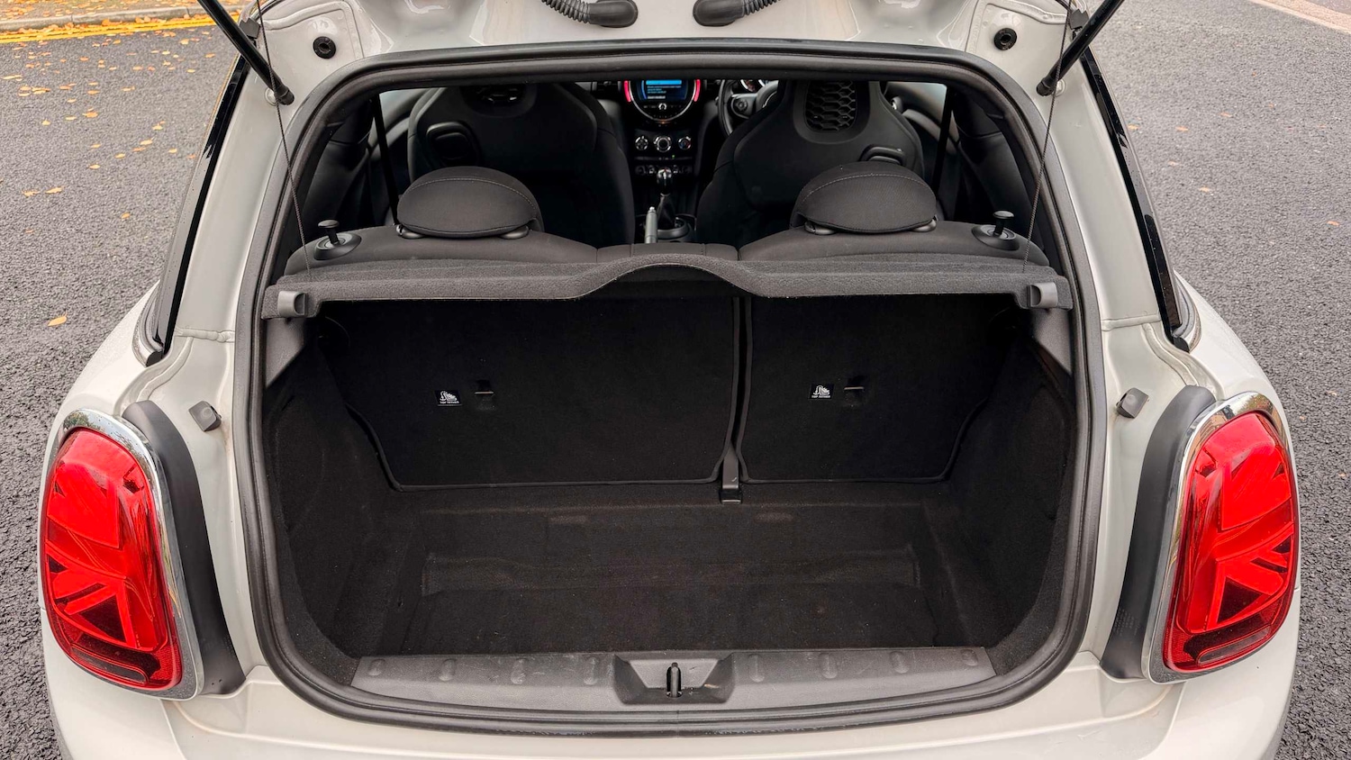 Used MINI Hatch 2018 for sale - 76524037: Photo 17