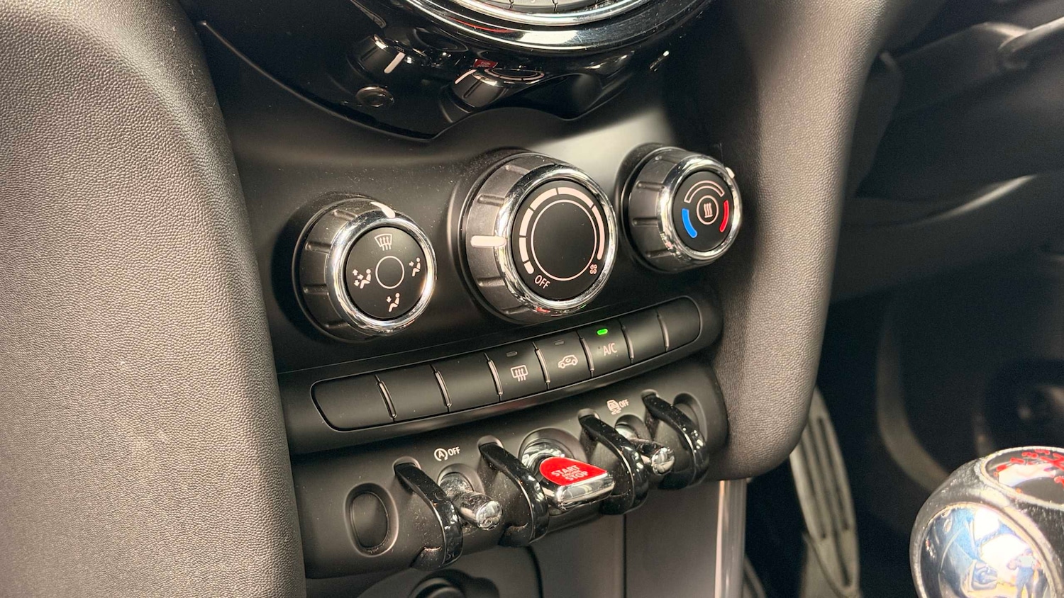 Used MINI Hatch 2018 for sale - 76524037: Photo 21