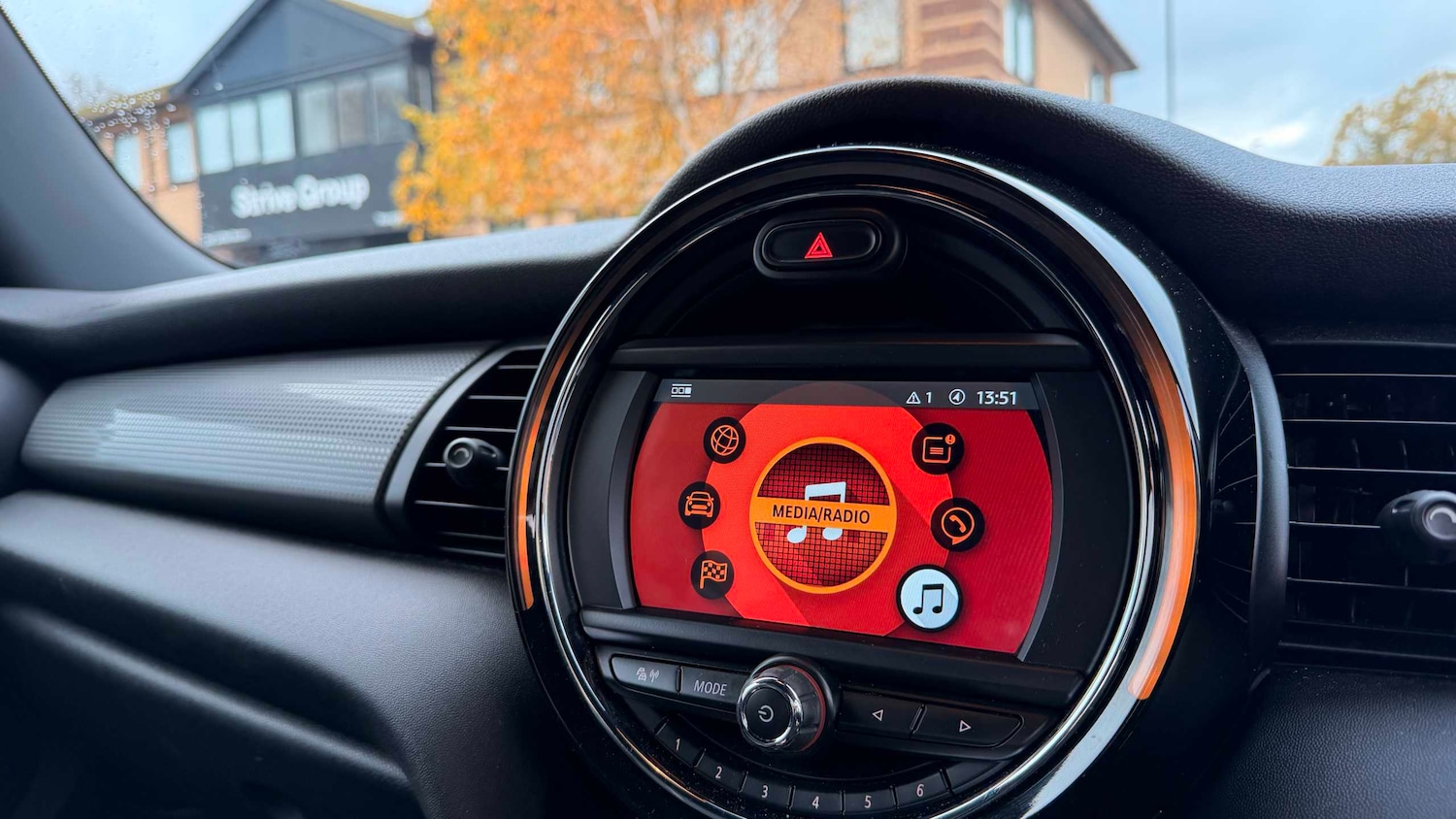 Used MINI Hatch 2018 for sale - 76524037: Photo 29