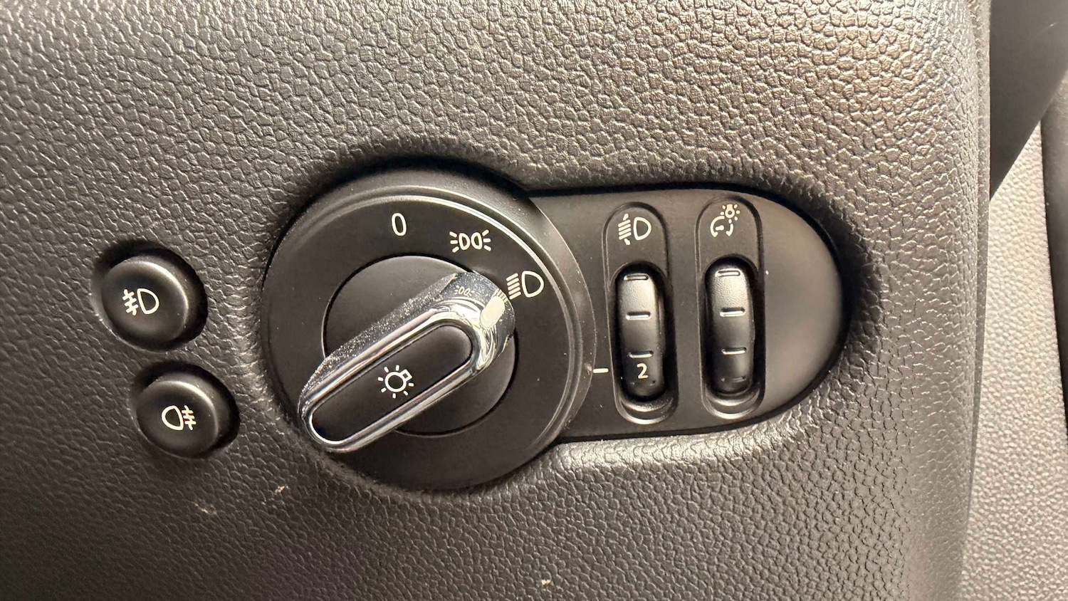 Used MINI Hatch 2018 for sale - 76524037: Photo 33