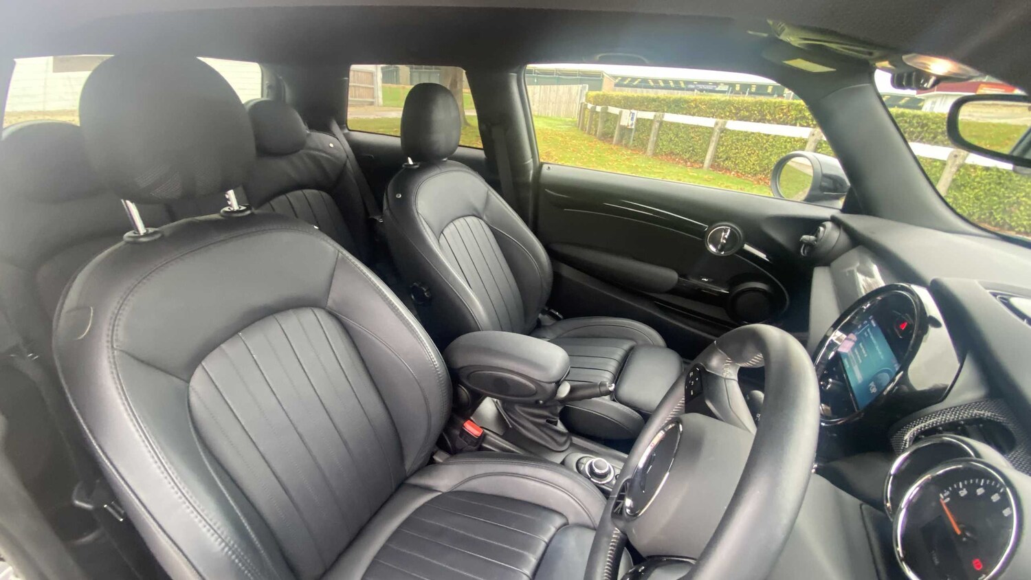 Used MINI Hatch 2022 for sale - 76262350: Photo 17