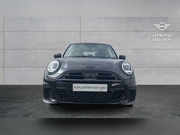 Used MINI Cooper 2024 for sale - 79250900: Photo