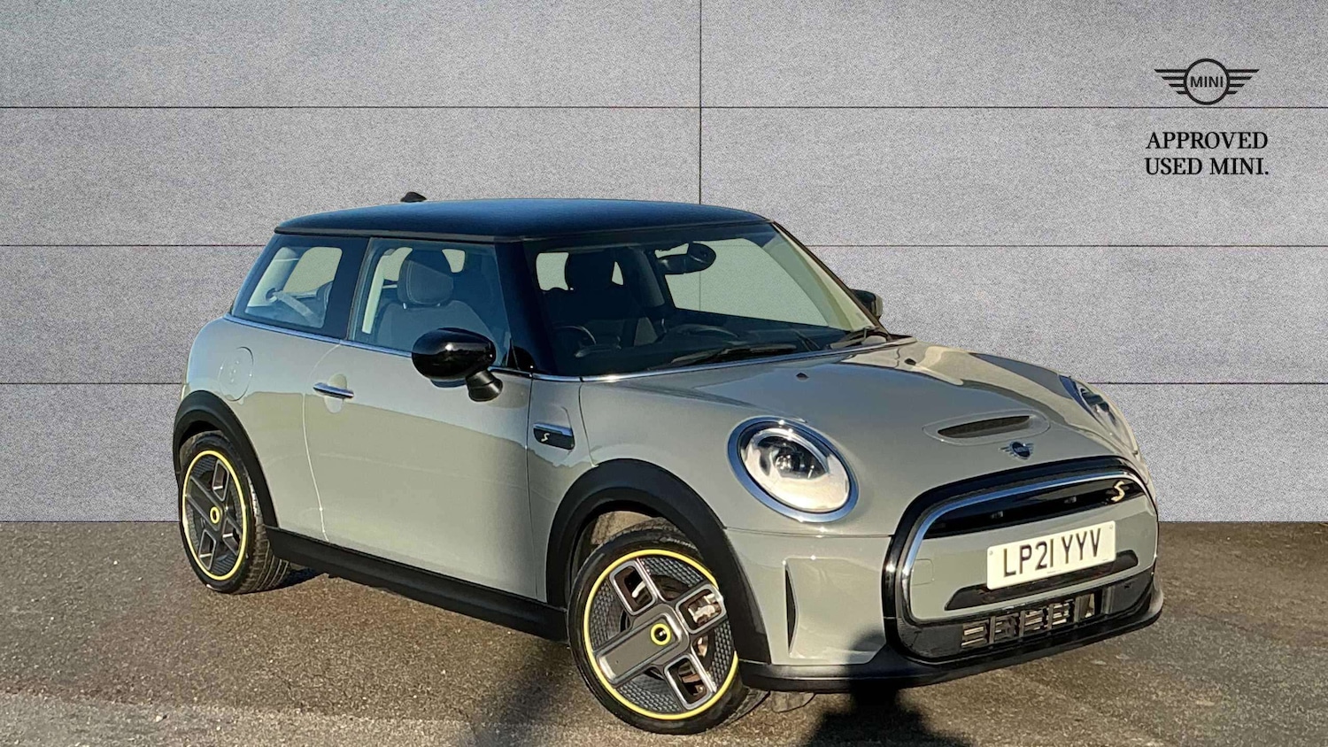 Used MINI Hatch 2021 for sale - 76704989: Photo 1