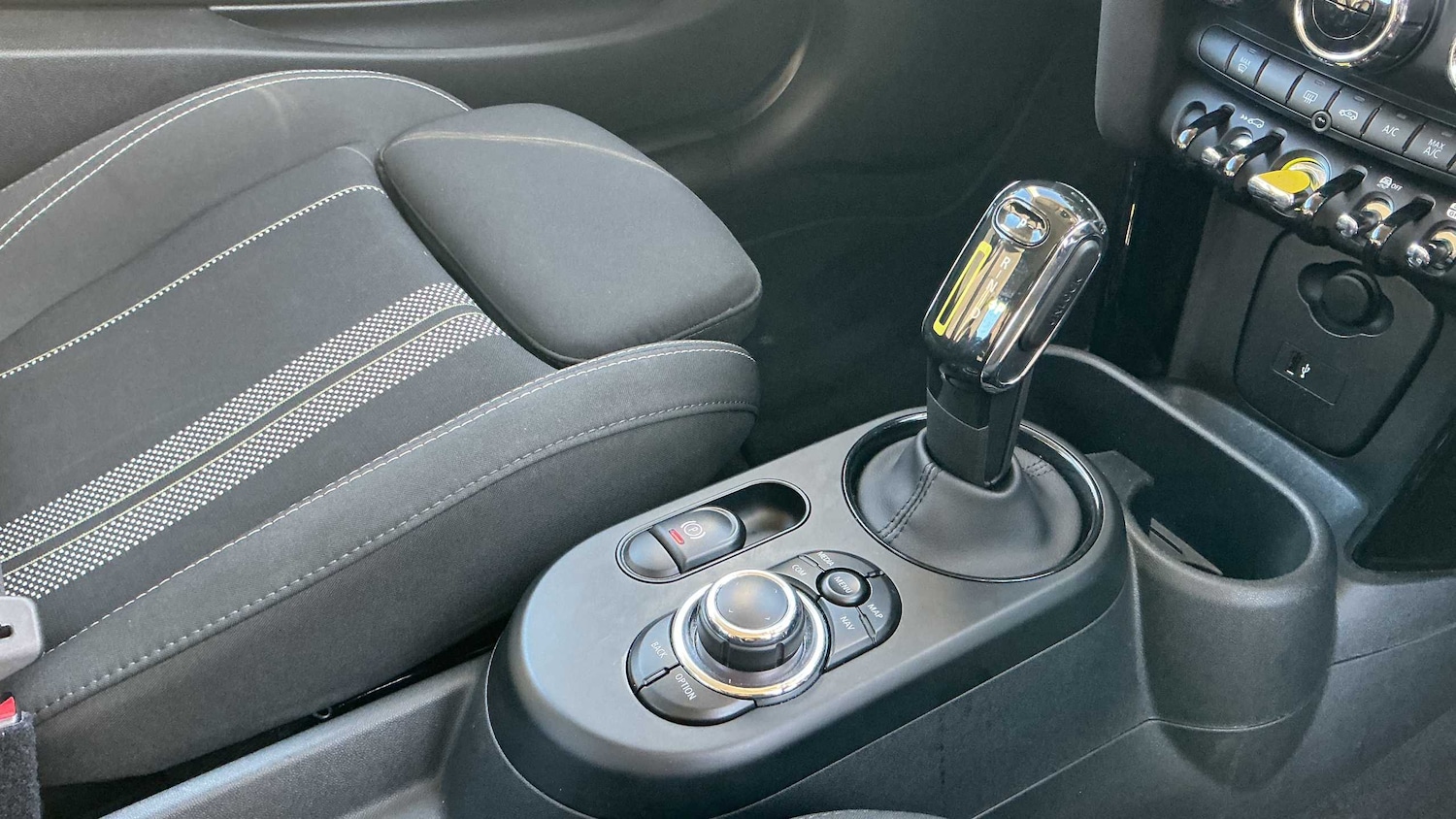 Used MINI Hatch 2021 for sale - 76704989: Photo 24