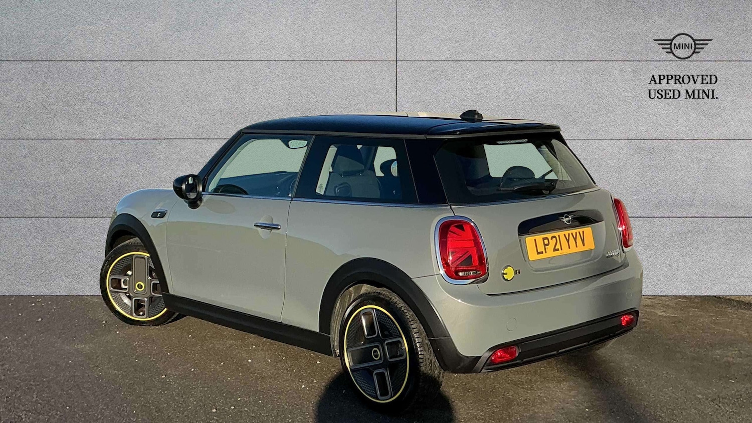 Used MINI Hatch 2021 for sale - 76704989: Photo 4