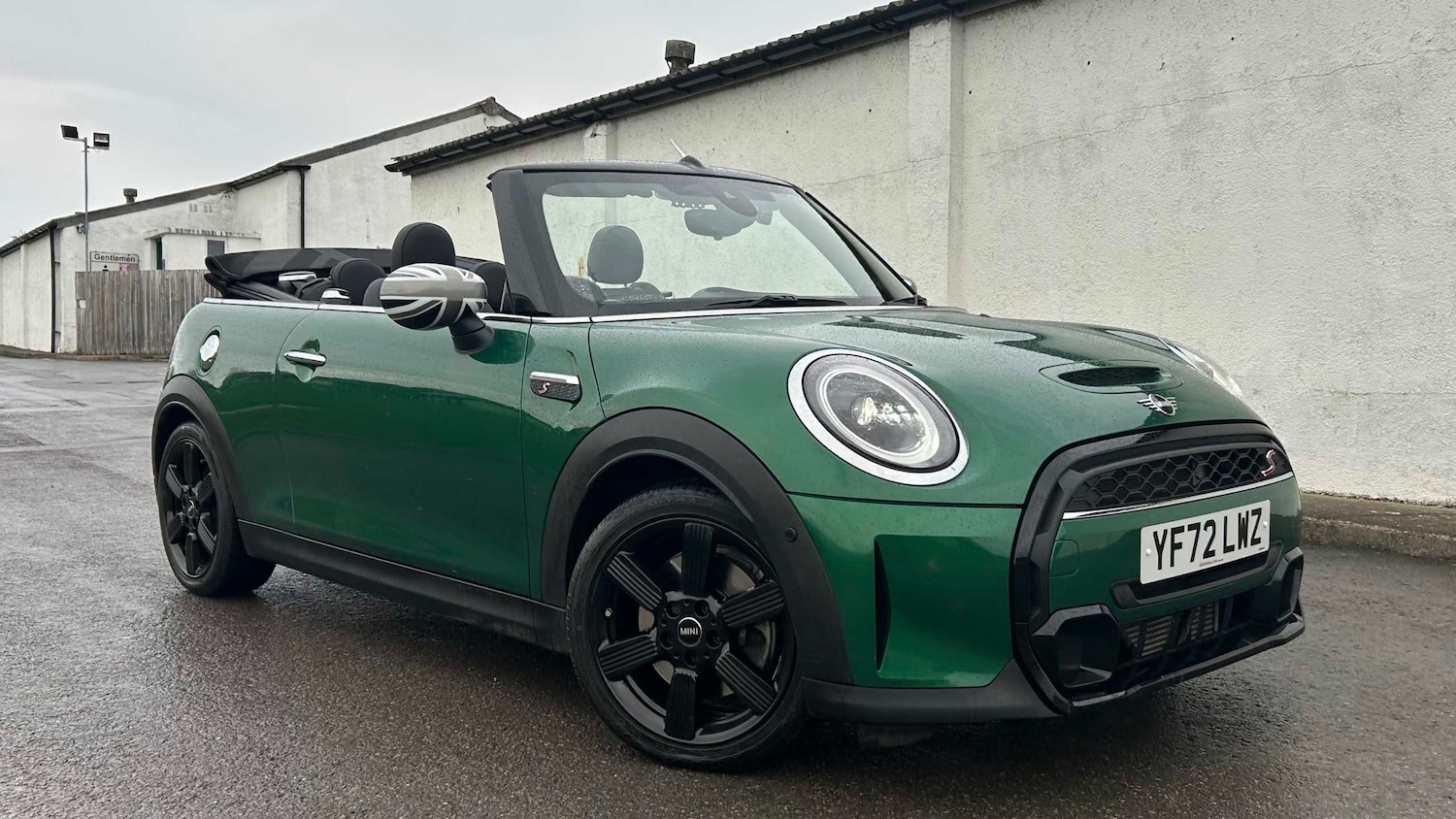 Used MINI Convertible 2022 for sale - 77726893: Photo 2