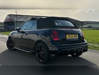 Used MINI Cooper 2025 for sale - 77588999: Photo