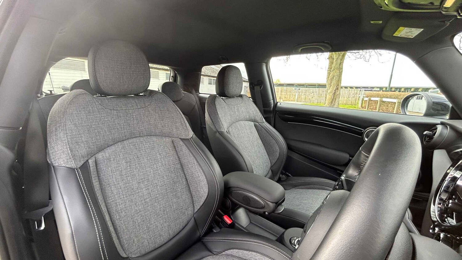 Used MINI Hatch 2023 for sale - 77961074: Photo 12