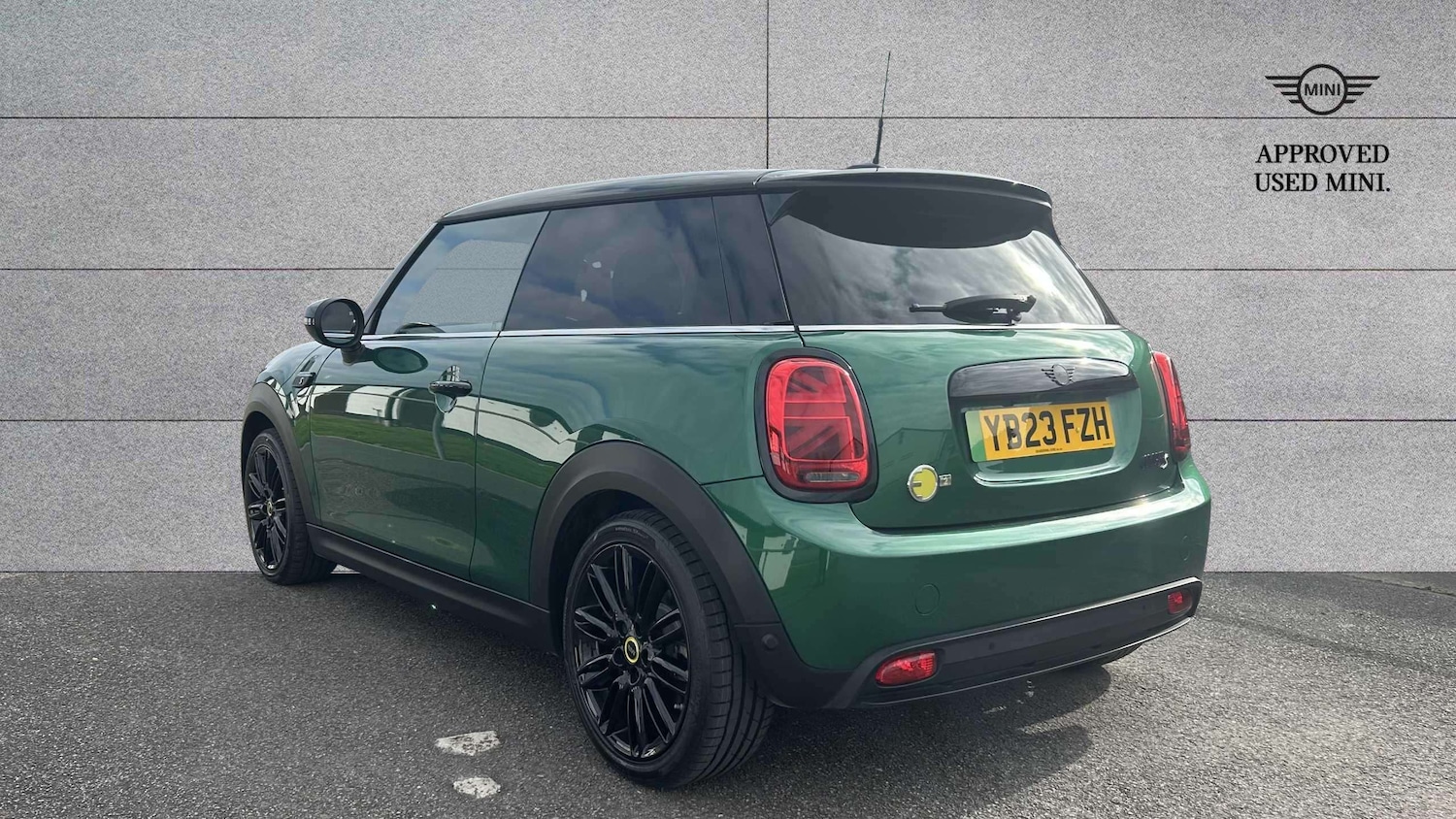 Used MINI Hatch 2023 for sale - 77961074: Photo 2