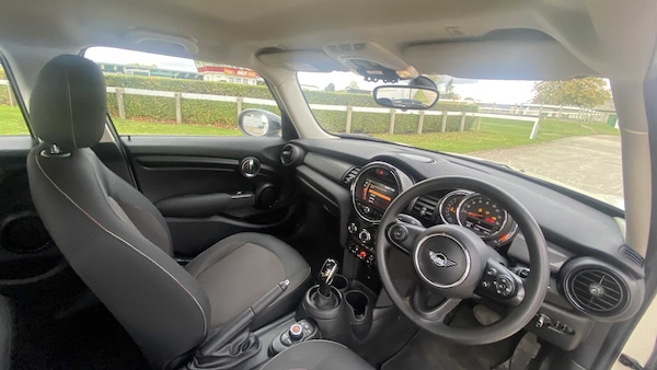 Used MINI Hatch 2020 for sale - 76230461: Photo 17