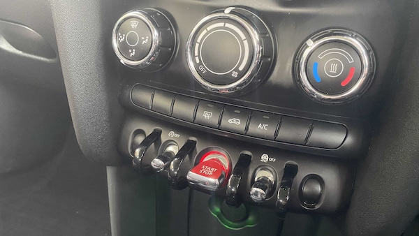 Used MINI Hatch 2020 for sale - 76230461: Photo 34