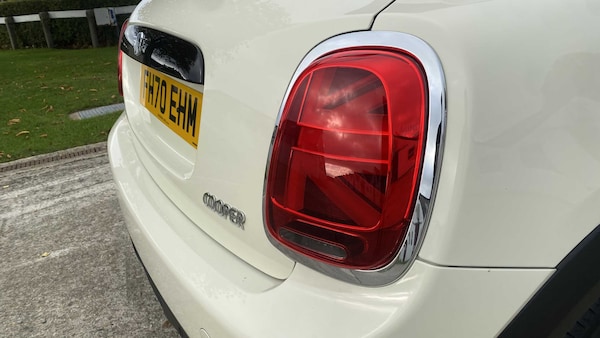 Used MINI Hatch 2020 for sale - 76230461: Photo 8