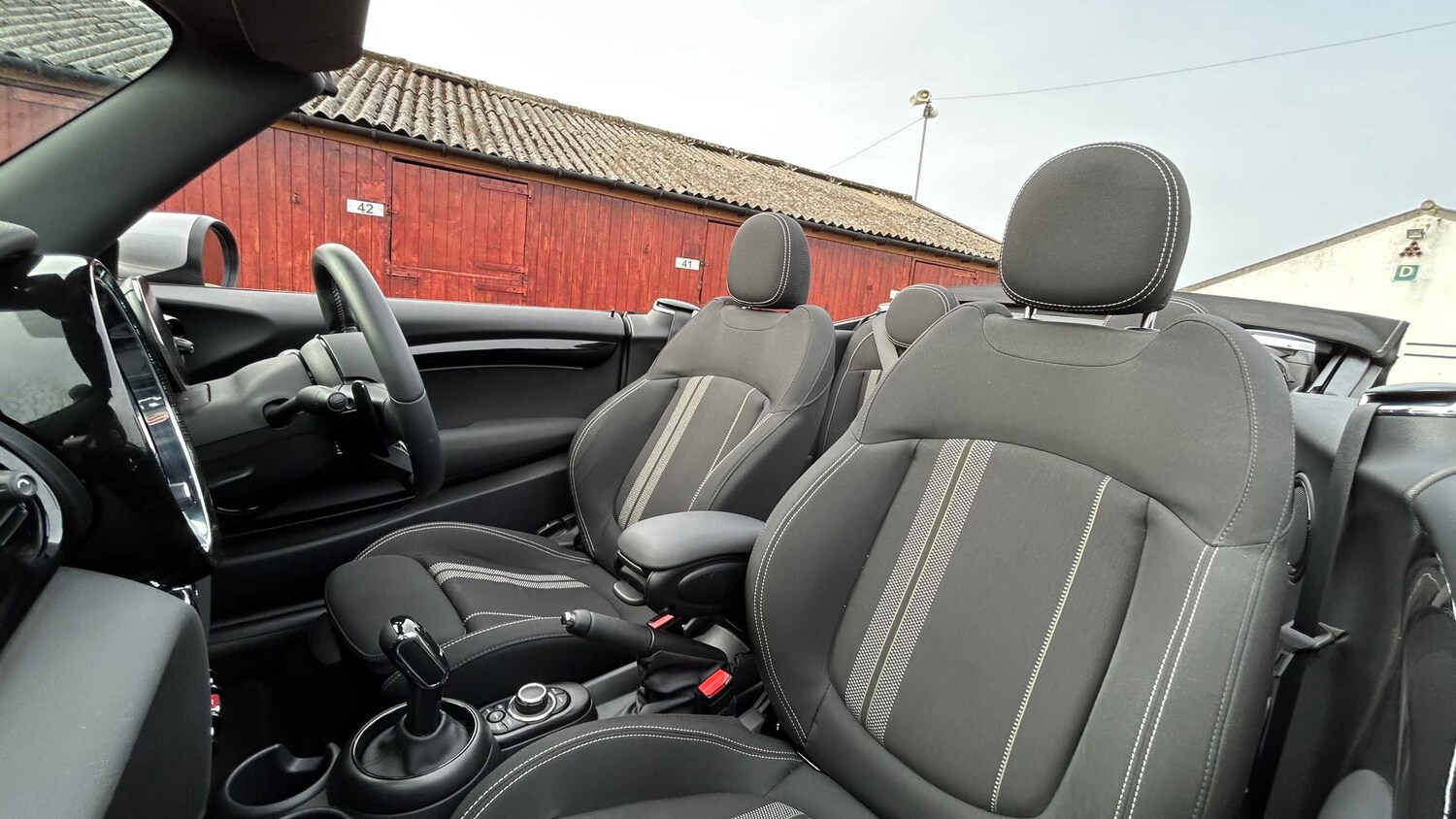 Used MINI Convertible 2023 for sale - 77995880: Photo 16