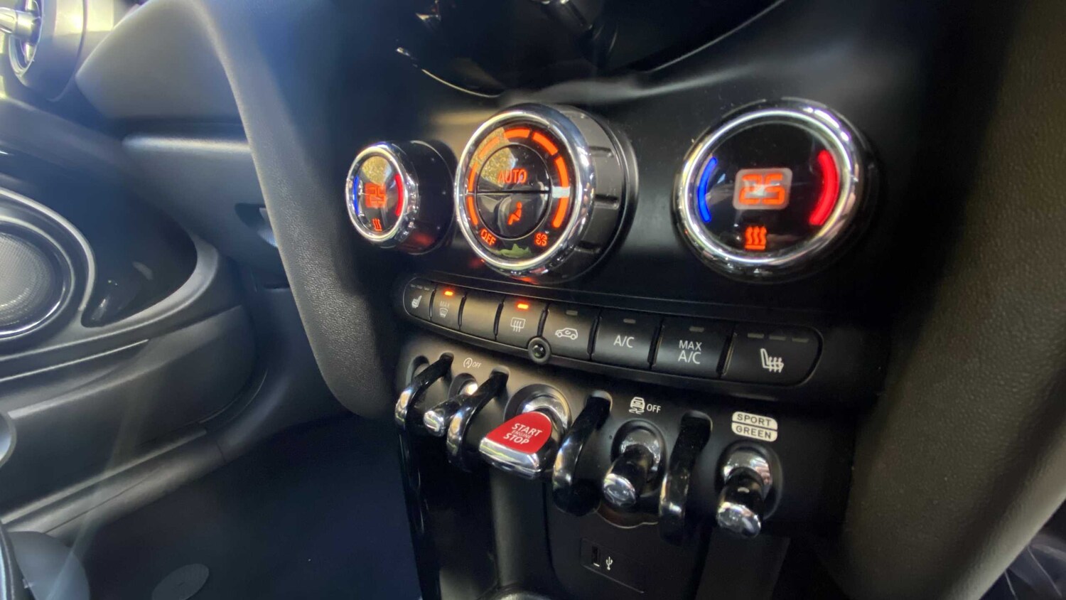 Used MINI Hatch 2023 for sale - 76262314: Photo 30