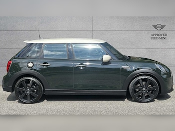 Used MINI Hatch 2023 for sale - 75523107: Photo