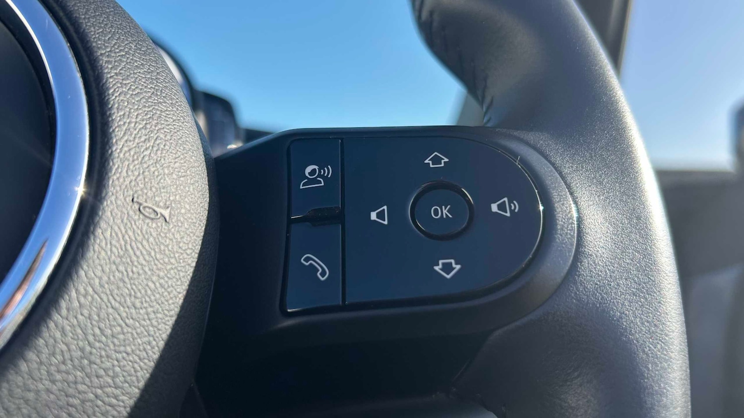 Used MINI Convertible 2022 for sale - 77787209: Photo 33