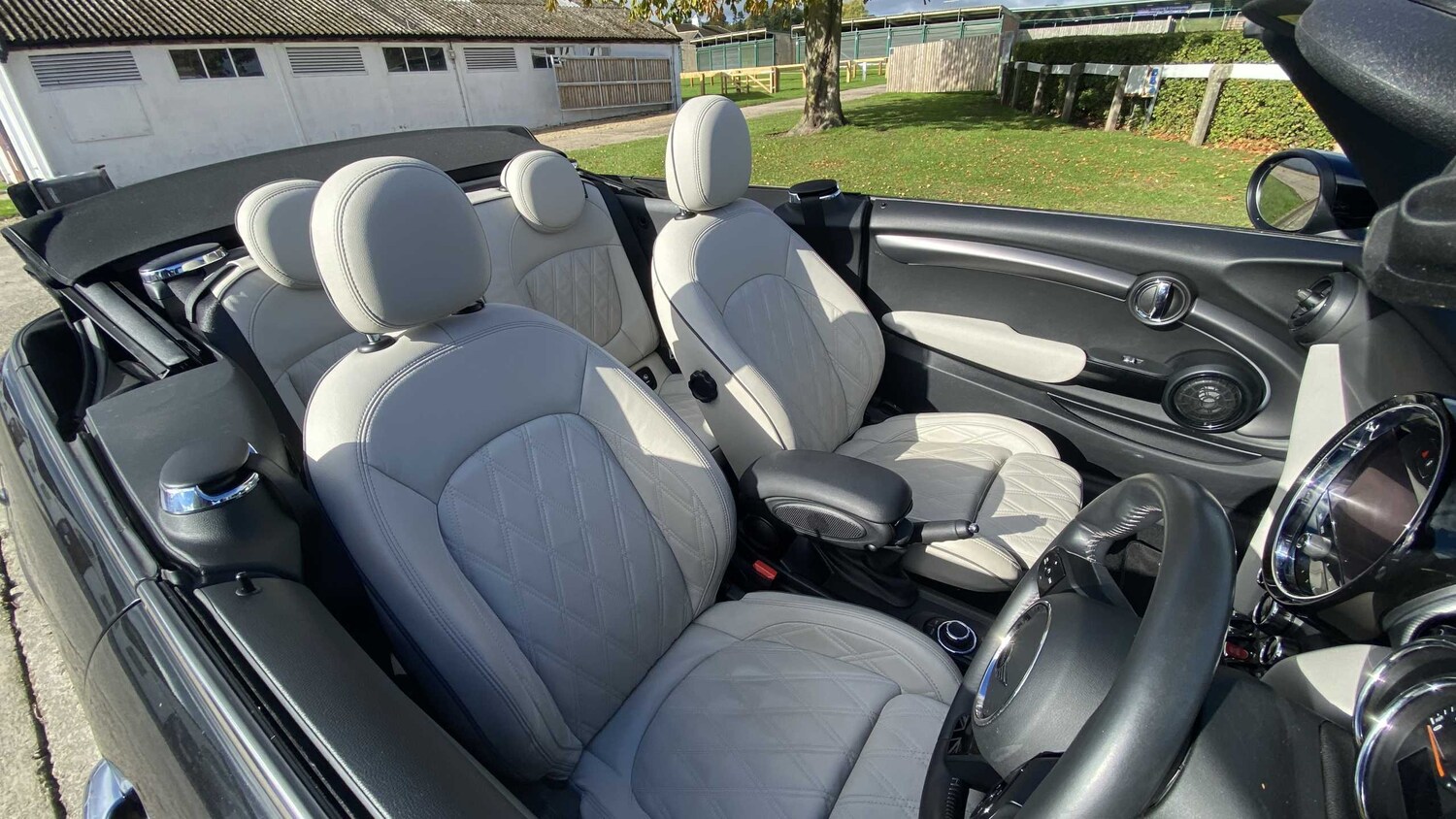 Used MINI Convertible 2023 for sale - 76191866: Photo 12