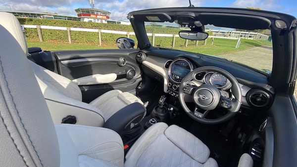 Used MINI Convertible 2023 for sale - 76191866: Photo 14