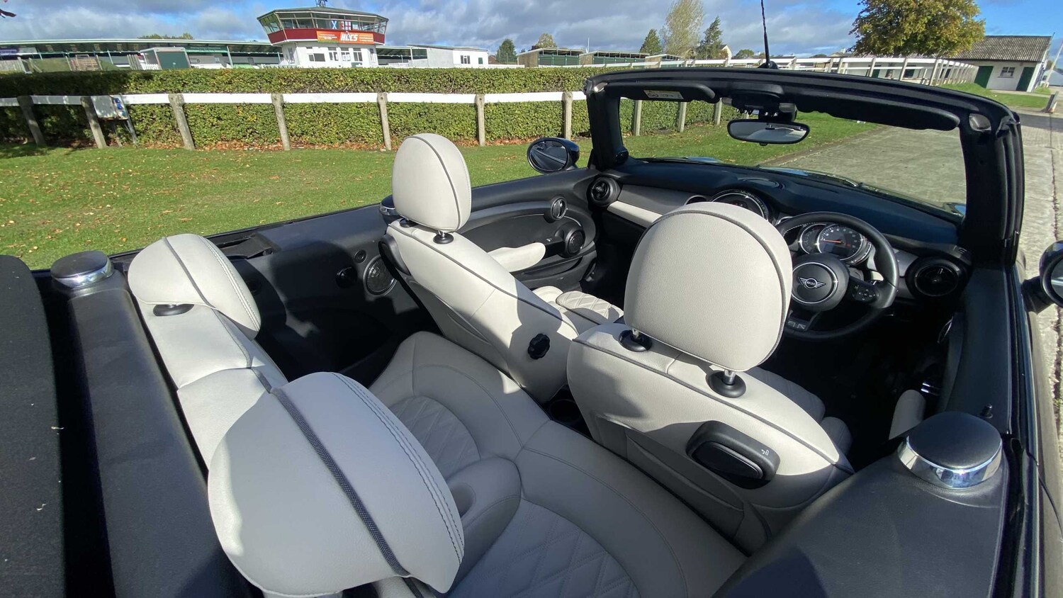 Used MINI Convertible 2023 for sale - 76191866: Photo 15