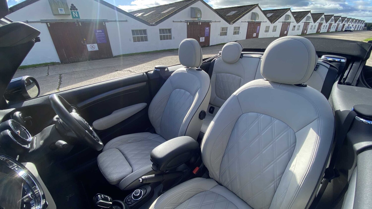 Used MINI Convertible 2023 for sale - 76191866: Photo 19