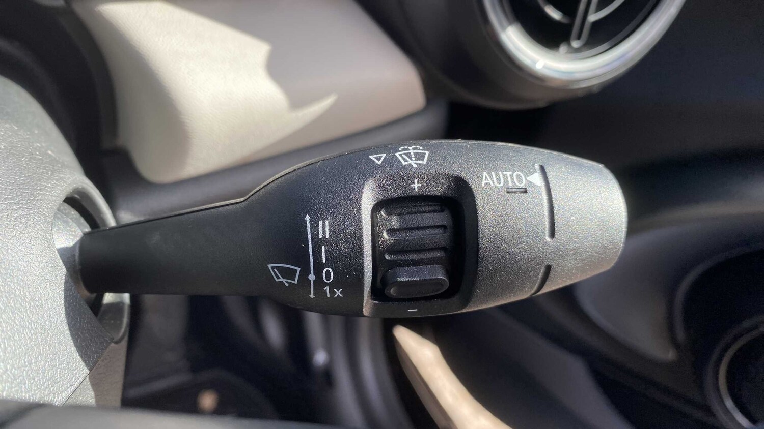 Used MINI Convertible 2023 for sale - 76191866: Photo 25