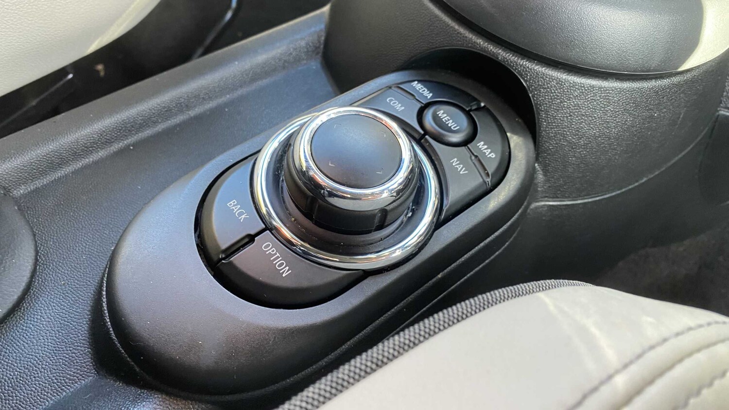 Used MINI Convertible 2023 for sale - 76191866: Photo 27