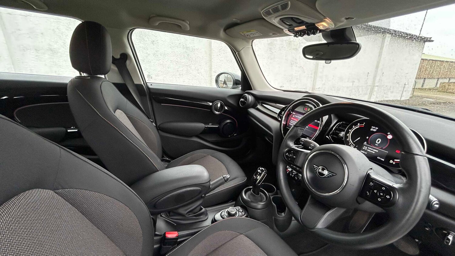 Used MINI Hatch 2024 for sale - 78010523: Photo 12