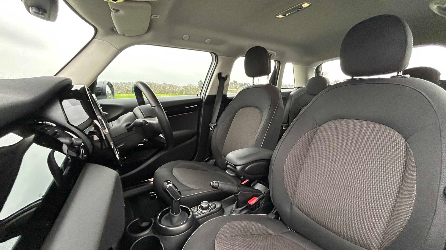 Used MINI Hatch 2024 for sale - 78010523: Photo 26