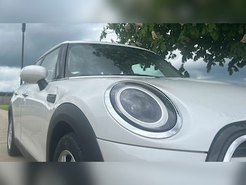 Used MINI Hatch 2023 for sale - 78666360: Photo