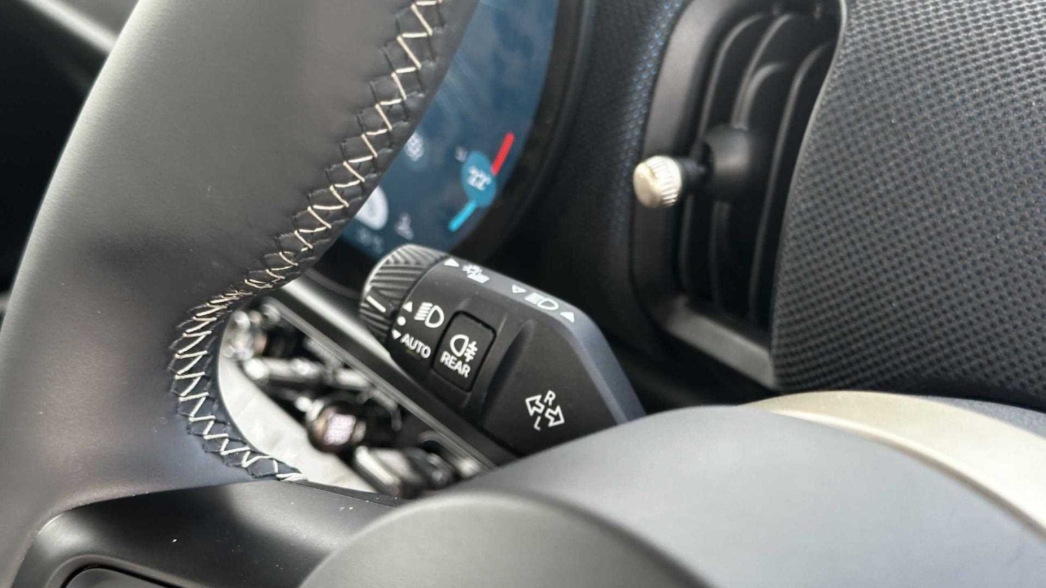 Used MINI Cooper 2025 for sale - 76230285: Photo 12