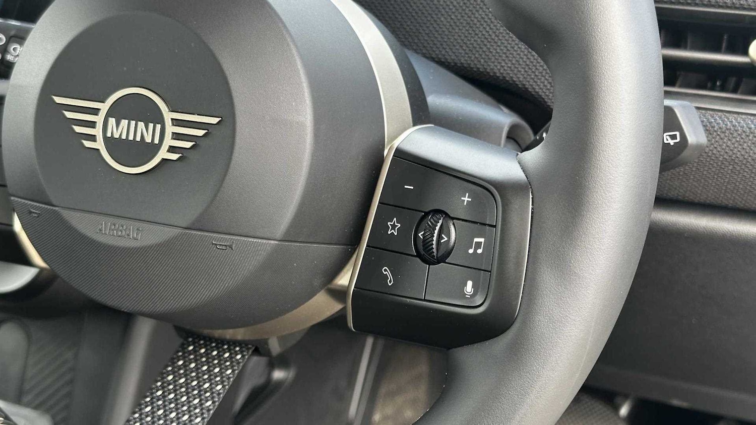 Used MINI Cooper 2025 for sale - 76230285: Photo 14