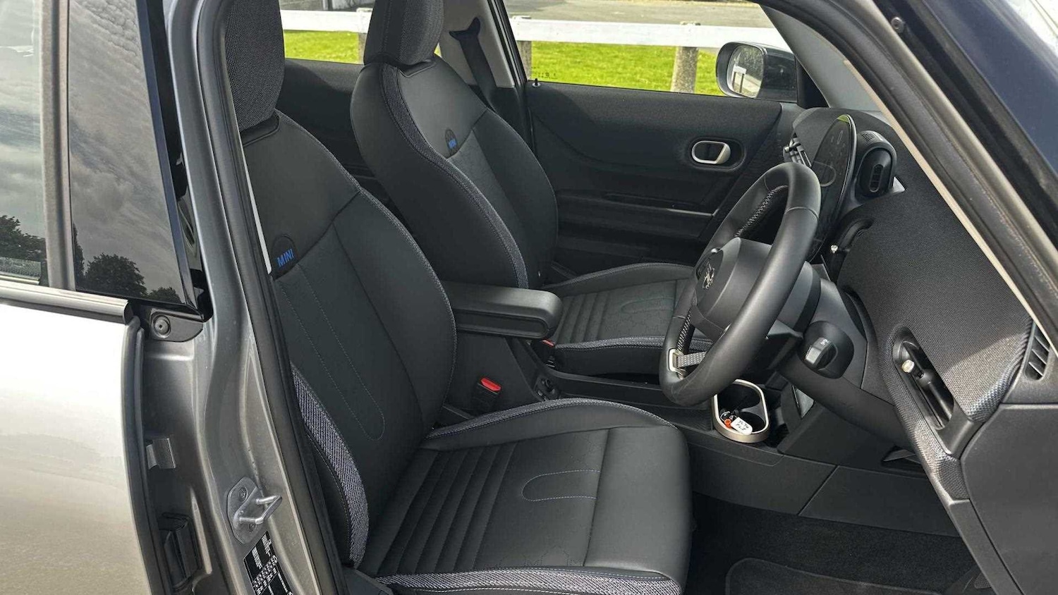 Used MINI Cooper 2025 for sale - 76230285: Photo 17