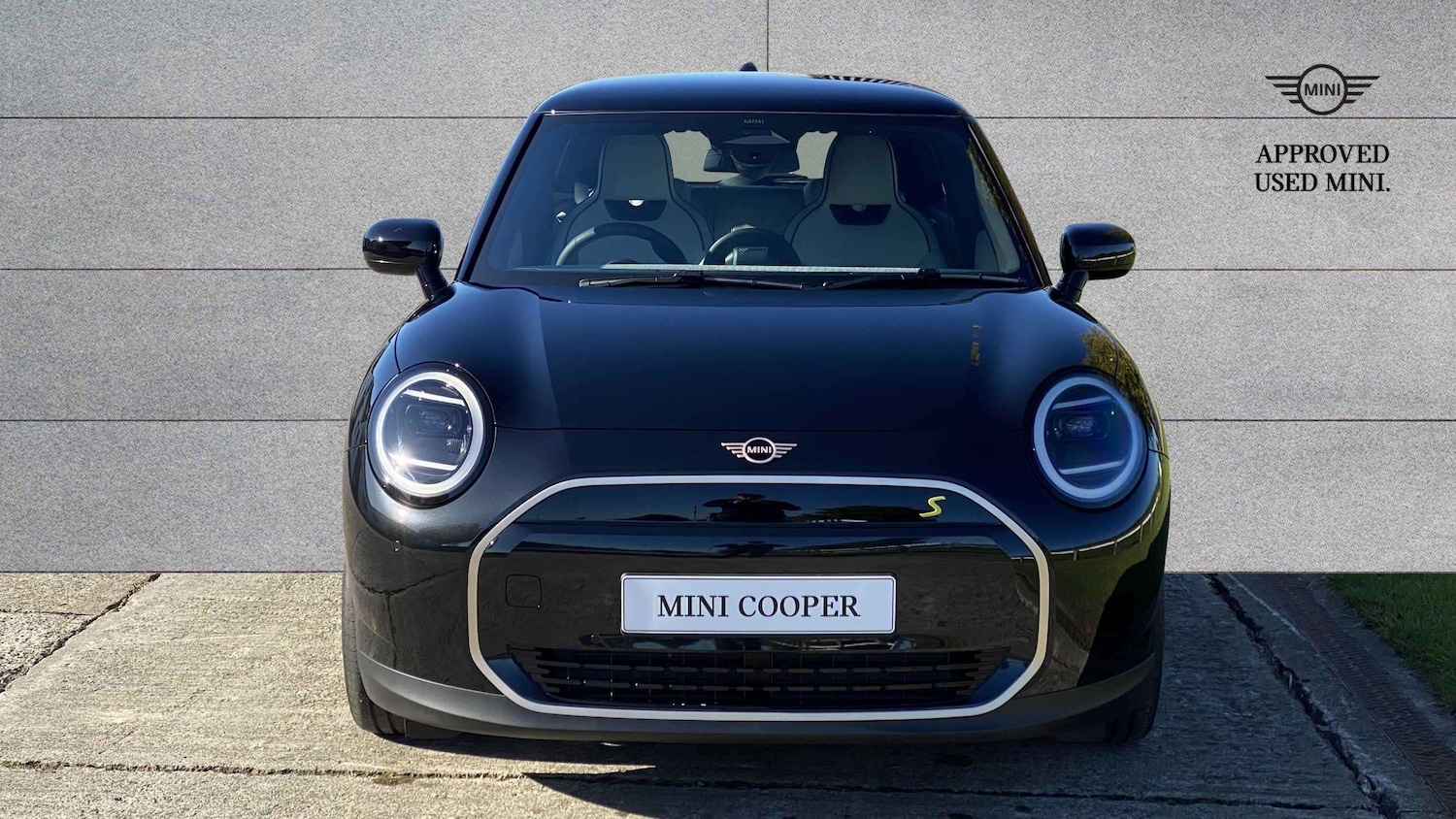Used MINI Cooper 2025 for sale - 76587633: Photo 2
