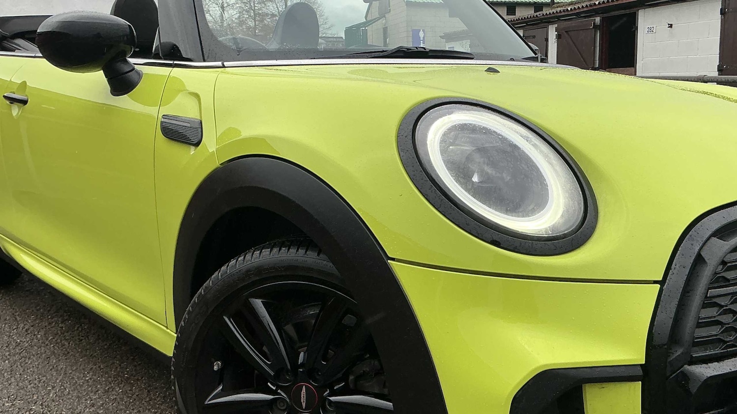 Used MINI Convertible 2023 for sale - 76610617: Photo 11