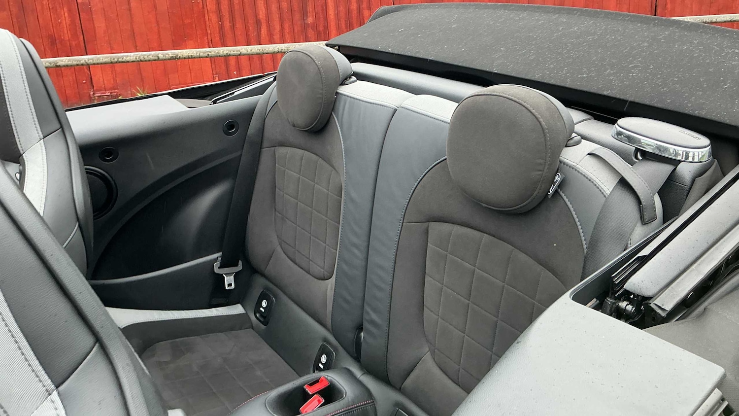 Used MINI Convertible 2023 for sale - 76610617: Photo 23