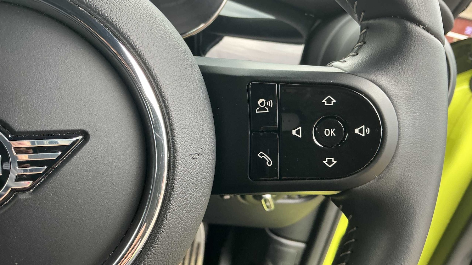 Used MINI Convertible 2023 for sale - 76610617: Photo 28