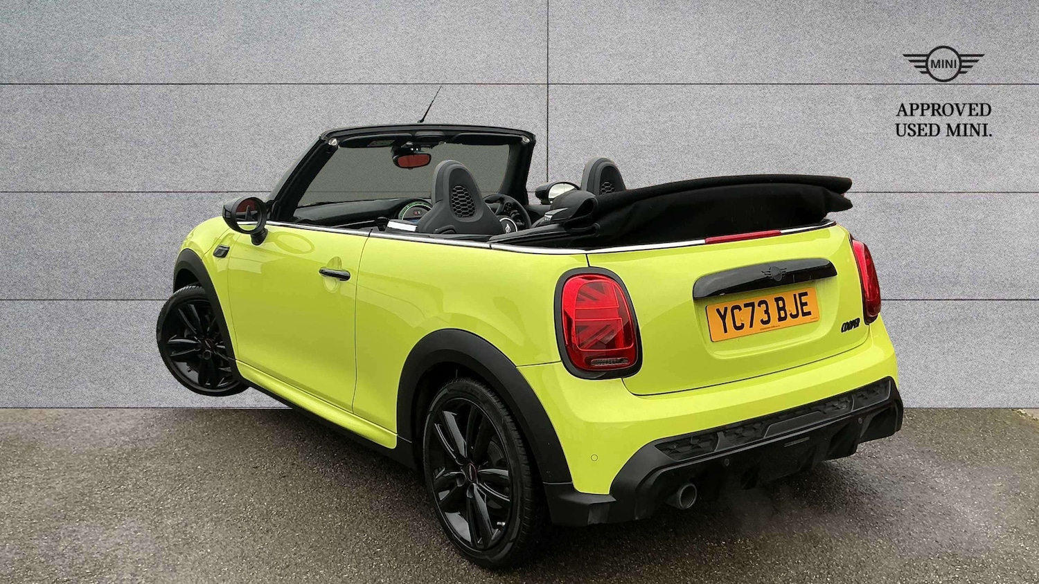 Used MINI Convertible 2023 for sale - 76610617: Photo 8