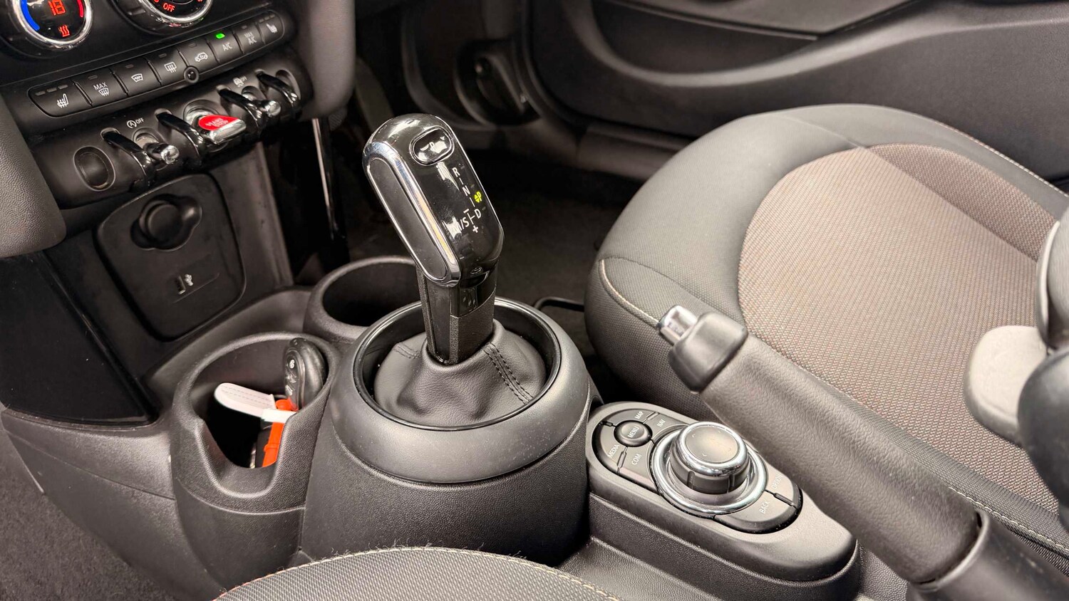 Used MINI Hatch 2021 for sale - 78137569: Photo 23