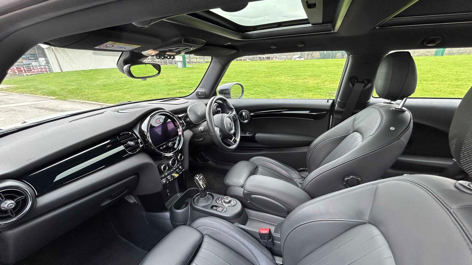 Used MINI Hatch 2022 for sale - 77810947: Photo 19