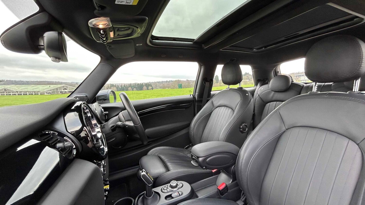 Used MINI Hatch 2022 for sale - 77810947: Photo 21