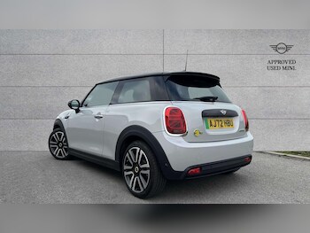 Used MINI Hatch 2022 for sale - 77810947: Photo