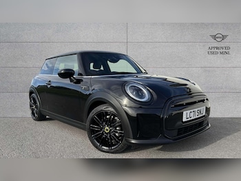 Used MINI Hatch 2021 for sale - 78010226: Photo