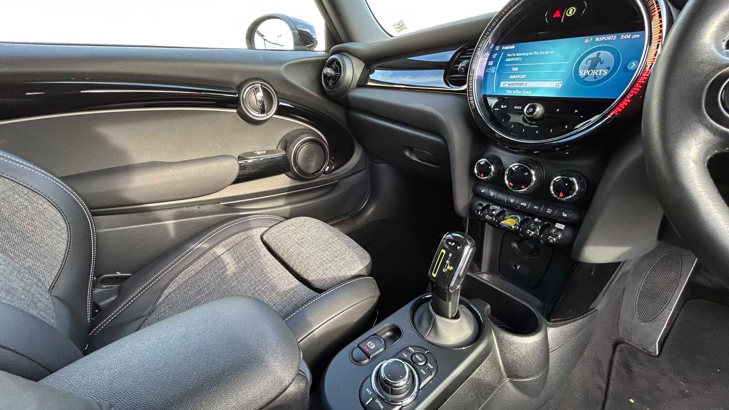 Used MINI Hatch 2021 for sale - 78010226: Photo 28