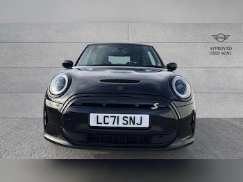 Used MINI Hatch 2021 for sale - 78010226: Photo