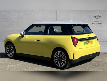 Used MINI Cooper 2024 for sale - 75217543: Photo