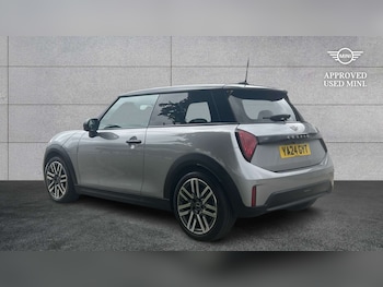 Used MINI Cooper 2024 for sale - 78812340: Photo