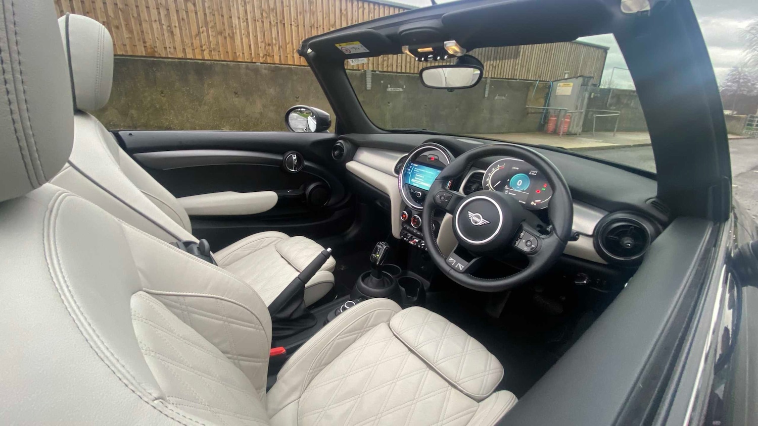 Used MINI Convertible 2022 for sale - 77076662: Photo 11