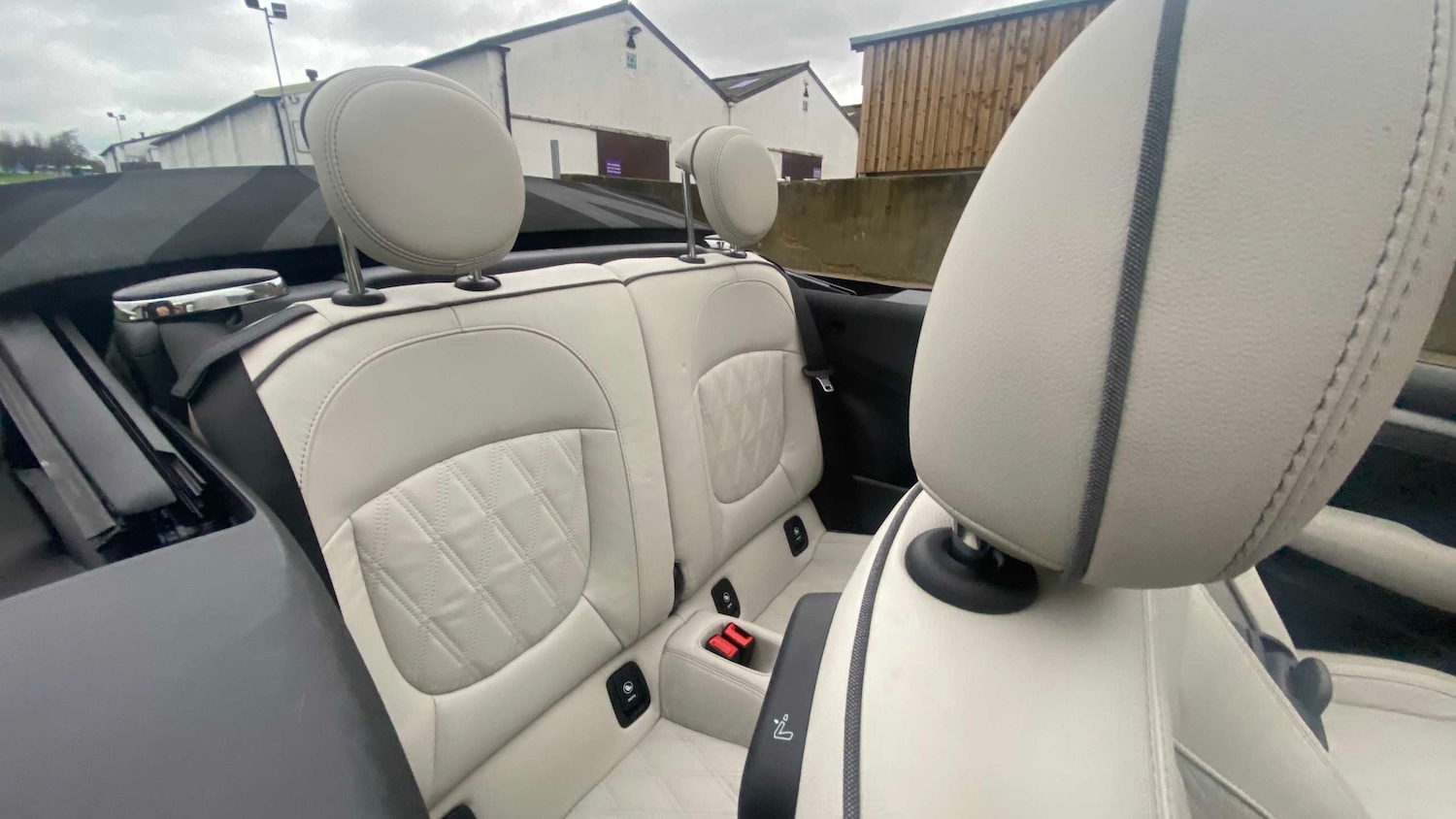 Used MINI Convertible 2022 for sale - 77076662: Photo 12